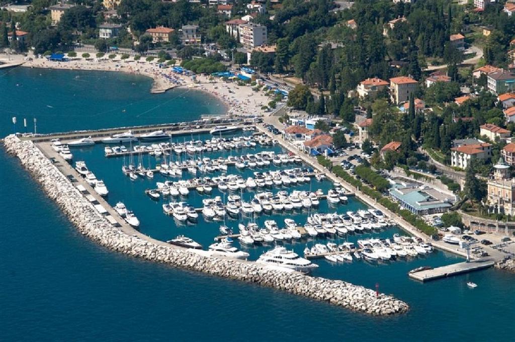 Apartment Koric Ичичи Экстерьер фото